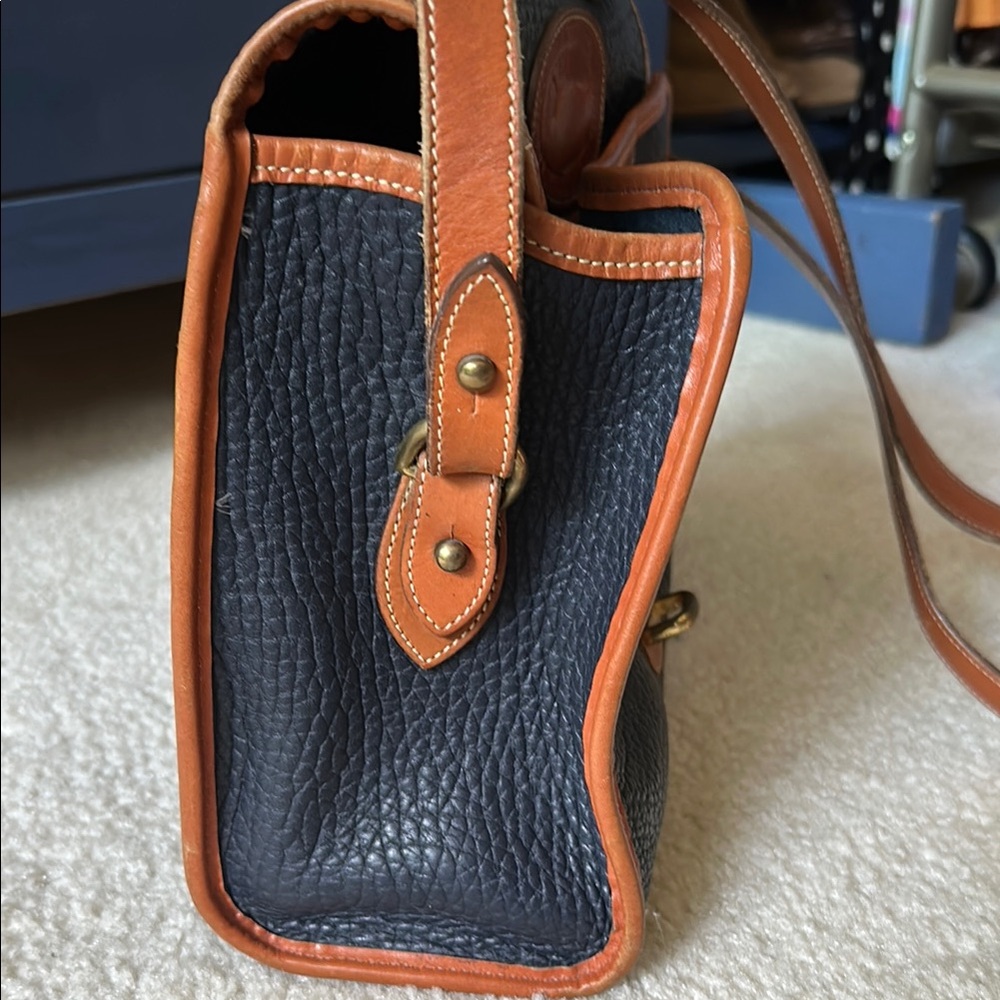 Classic Vintage Dooney & Bourke  Black and Brown Leather Bag - Picture 8 of 8